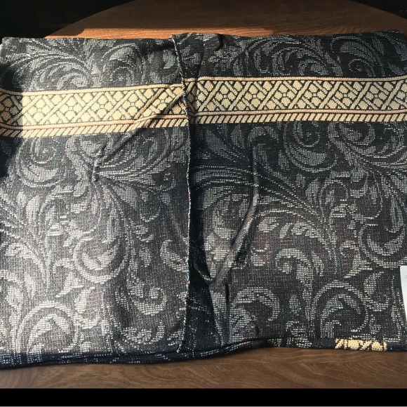 Standard Shams Jacquard Woven Manual Woodworkers And Weavers USA Lot of two NWT - Picture 2 of 3